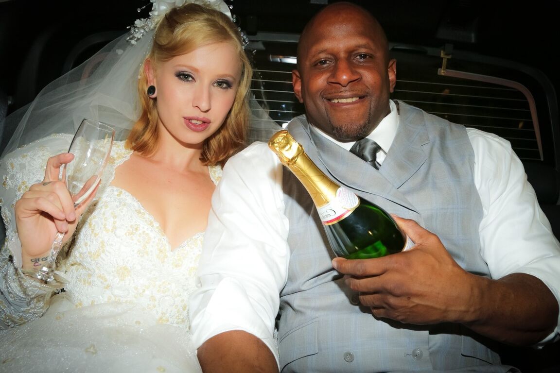 17P Noiva maluca Eidyia fodida na bunda pelo príncipe negro Yahshua antes do casamento