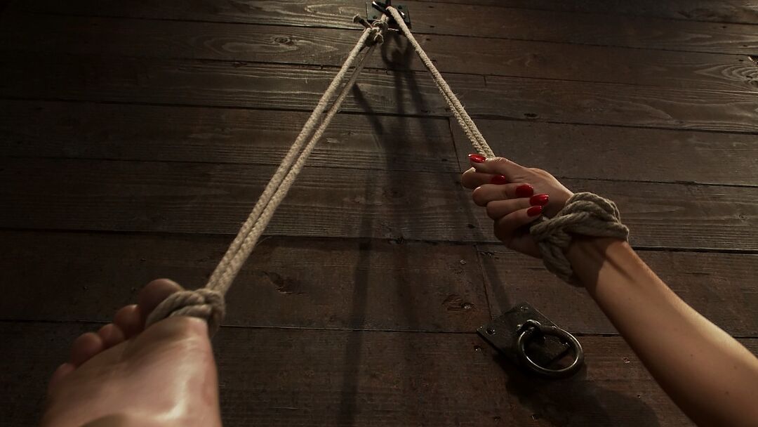 21P Hogtied Wenona