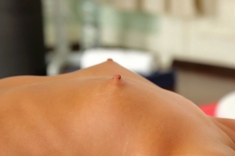16P Amazing European babe Amirah Adara has a really tasty tits and ass