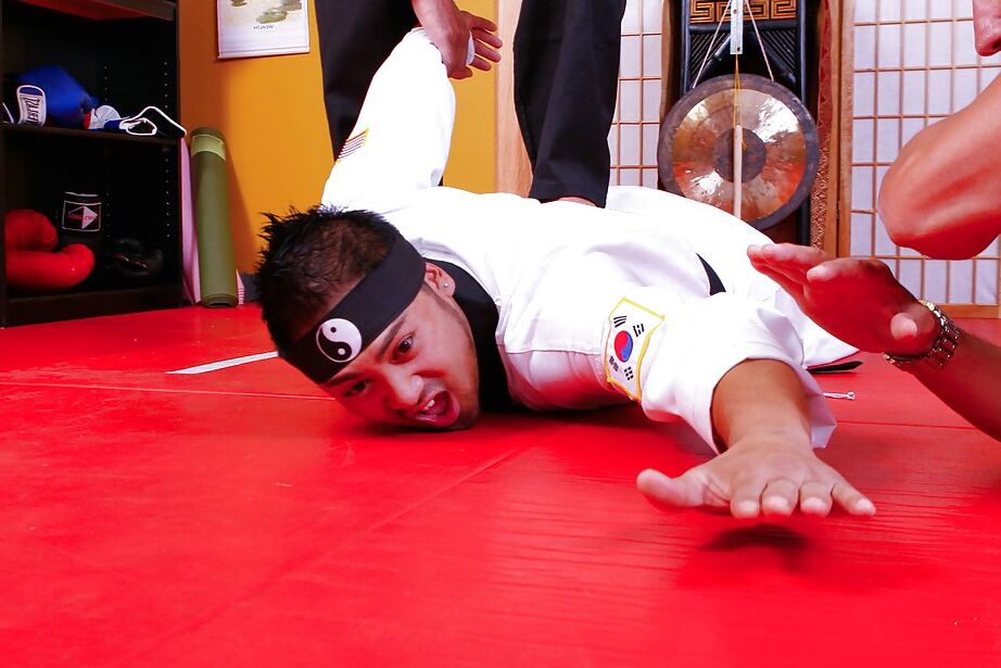 16P A gata esbelta Alexis Texas vai do esporte ao hardcore
