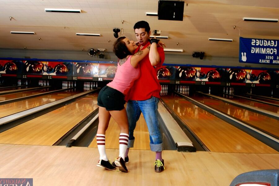 16P Tattooed babe in high socks Regan Reese fucking in a bowling alley