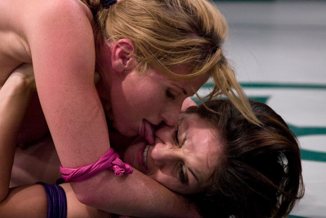 21P Ultimate Surrender Ariel X, Karrlie Dawn