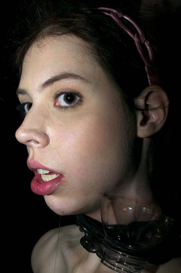 21P Device Bondage Kristine
