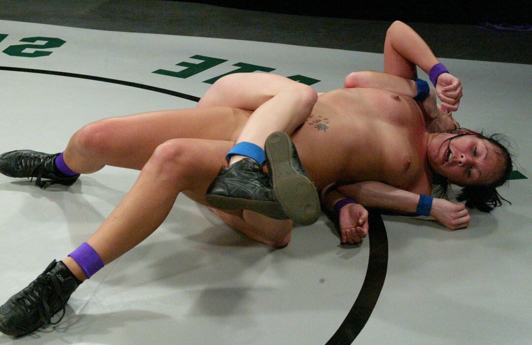 21P Ultimate Surrender Harmony, Julie Night