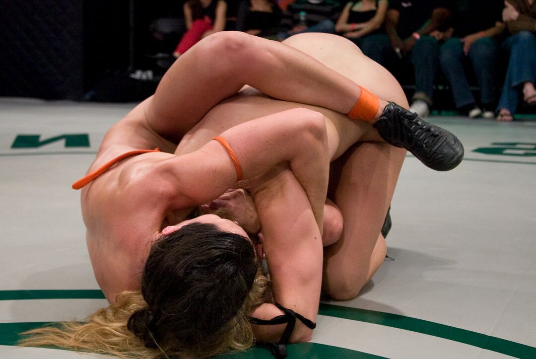 21P Ultimate Surrender Adrianna Nicole, Dia Zerva, Madison Young, Wenona