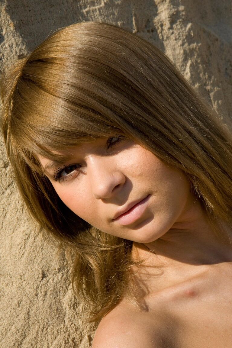 21P Diosa Desnuda Alima