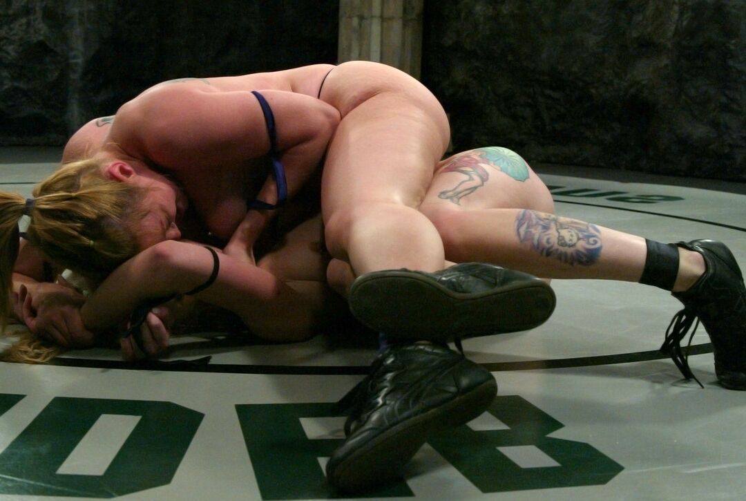 21P Surrender ultime Dee Williams, Sarah Jane Ceylan