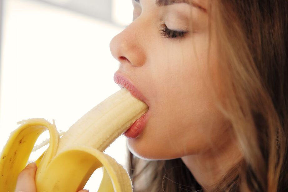 16P Gorgeous teen Loretta A eats a banana while totally naked on a counter