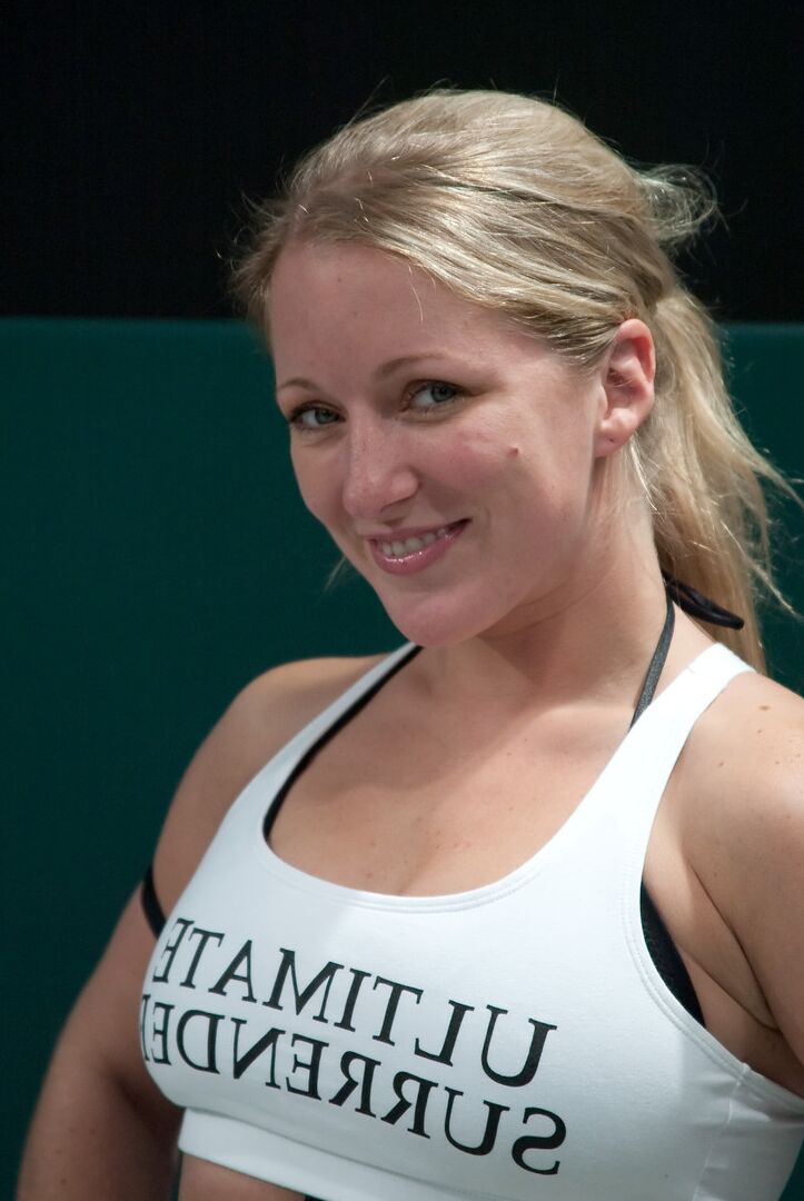 21P Ultimate Surrender Angelica Saige, Dia Zerva