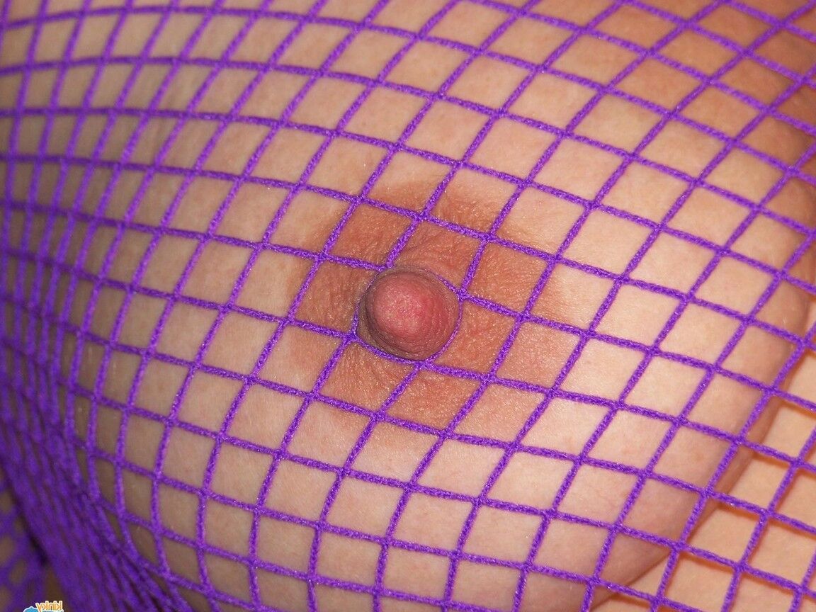 16P Kinky Florida Amadores Amadores MILF Faye em um top de rede arrastão