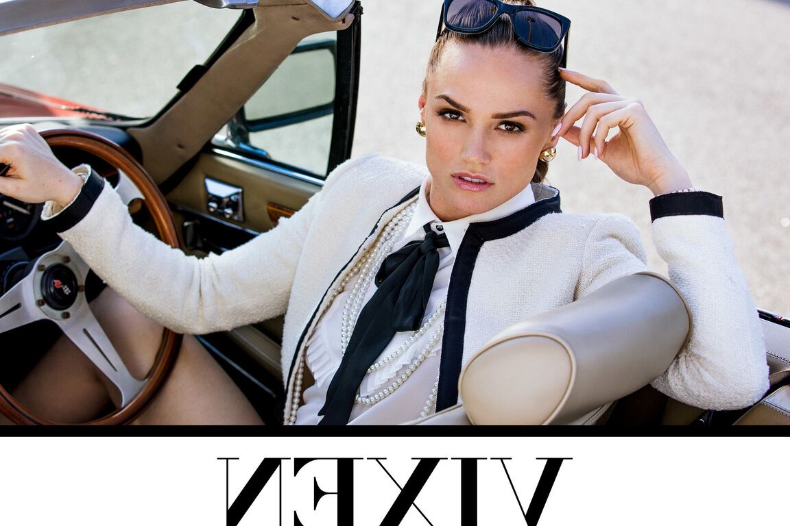 18P Vixen Johnny Sins, Tori Negro