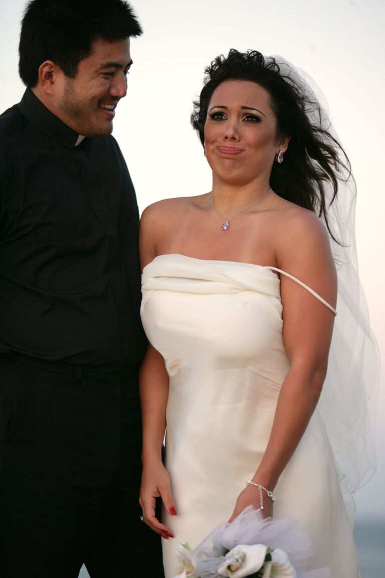 16P A estrela pornográfica morena Sienna West tendo um dia de casamento sexy com sua namorada Kelly