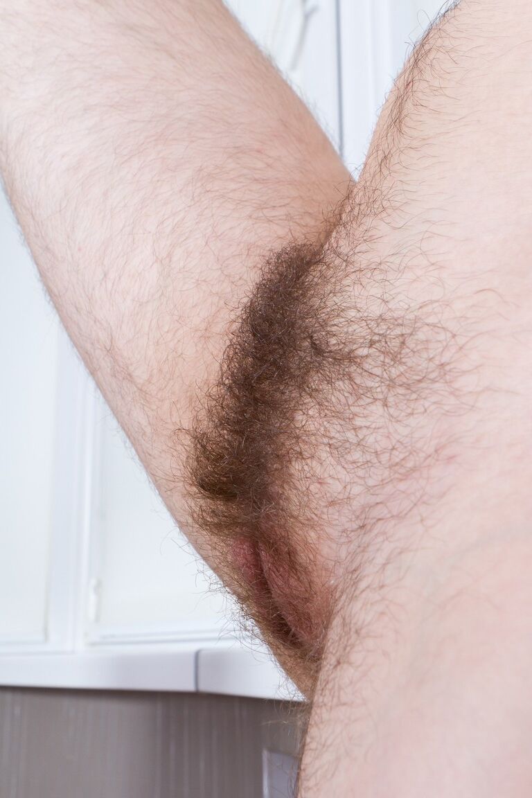 20P MILF Mary se desnuda