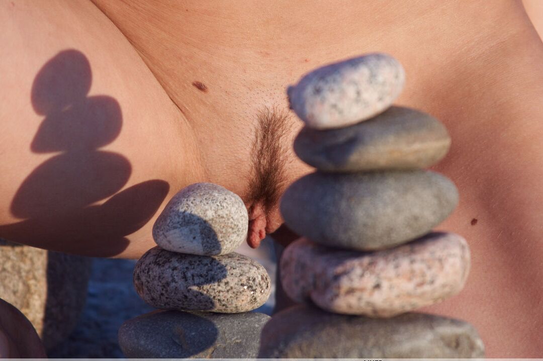 16P Femjoy Sun sur ma peau