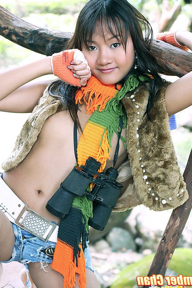 16P Thai Cuties Bird Watcher