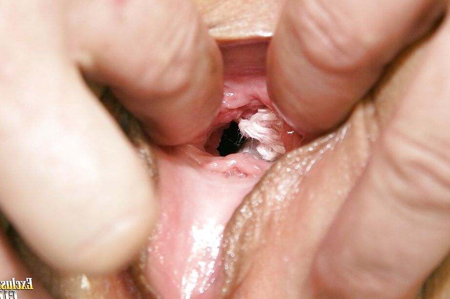 16P Zealous babe Rachel Evans prefers to be drilled and fingered