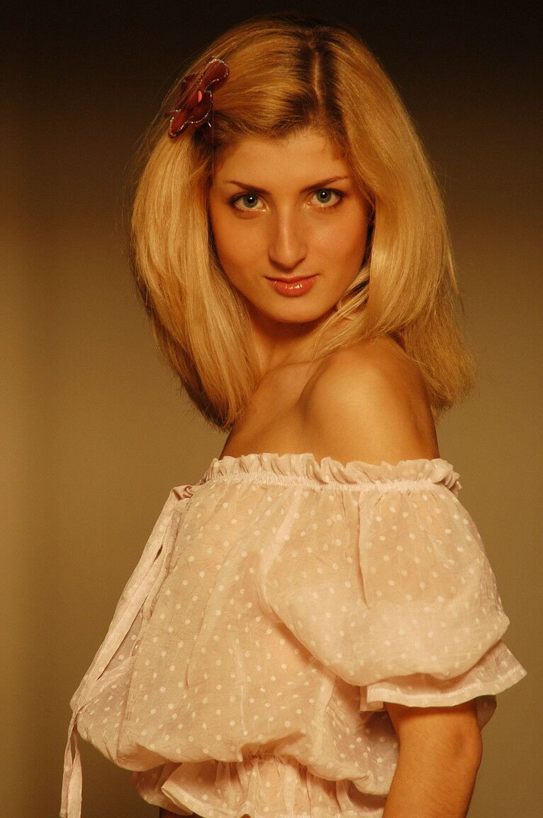 21P Belleza Erótica Olya
