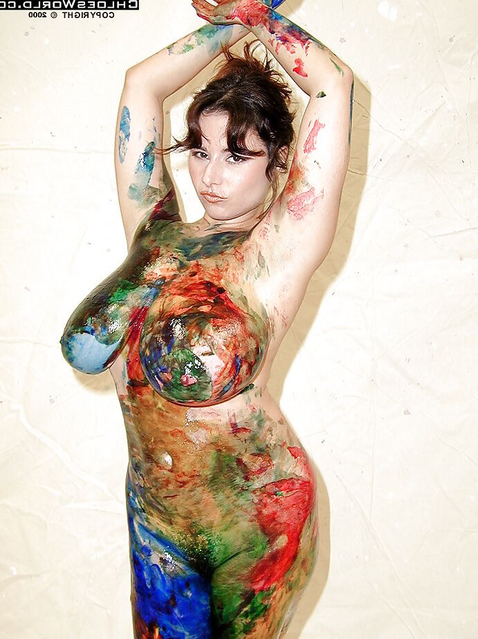 16P French MILF Chloe Vevrier covering huge boobs and ass with body paint