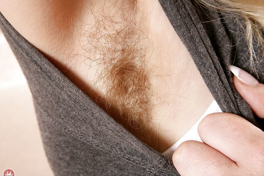16P Older mom Tink flashing hairy underarms and beaver in kitchen