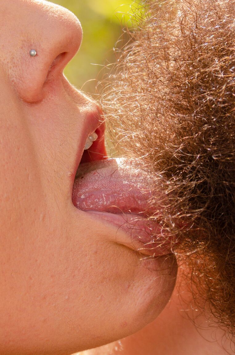 21P Teens with hairy muffs Pearl Sage and Nikki Silver play outdoors and on a bed