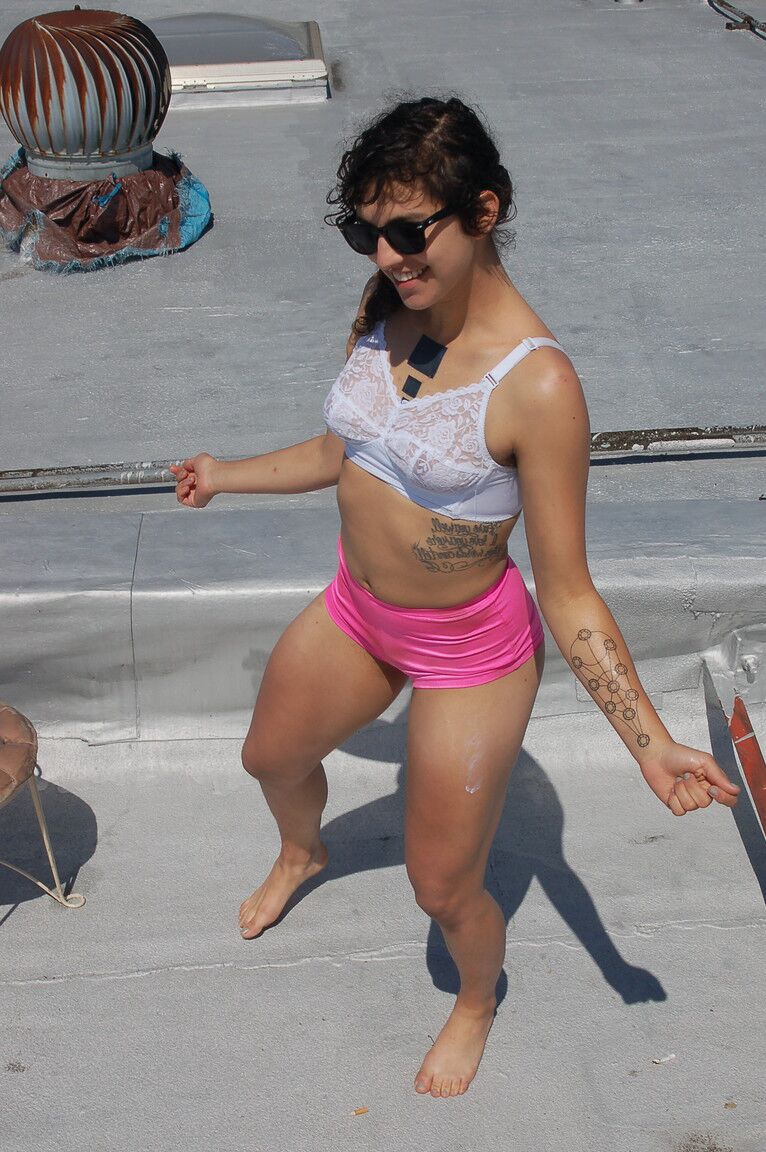 21P Pierre Bianca Naturelle Coquine, Samone