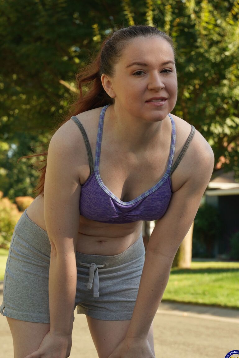21P Mature NL AnnaBelle Lee