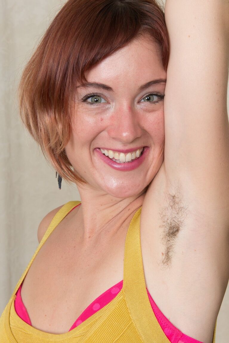 17P Cutie with tiny tits Ruby Rose takes her dress off and unveils hairy muff