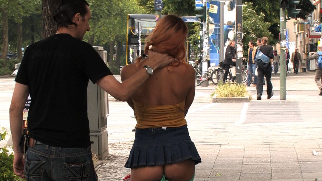 21P Public Disgrace モリー、スティーブ・ホームズ
