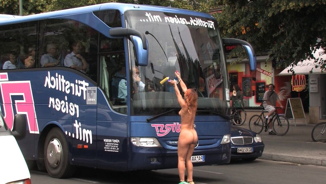 21P Public Disgrace モリー、スティーブ・ホームズ