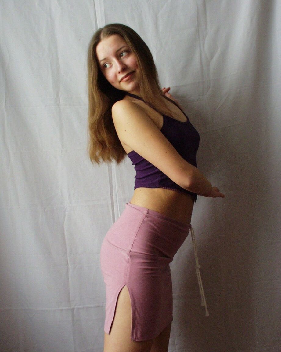 21P Met Art Erika A