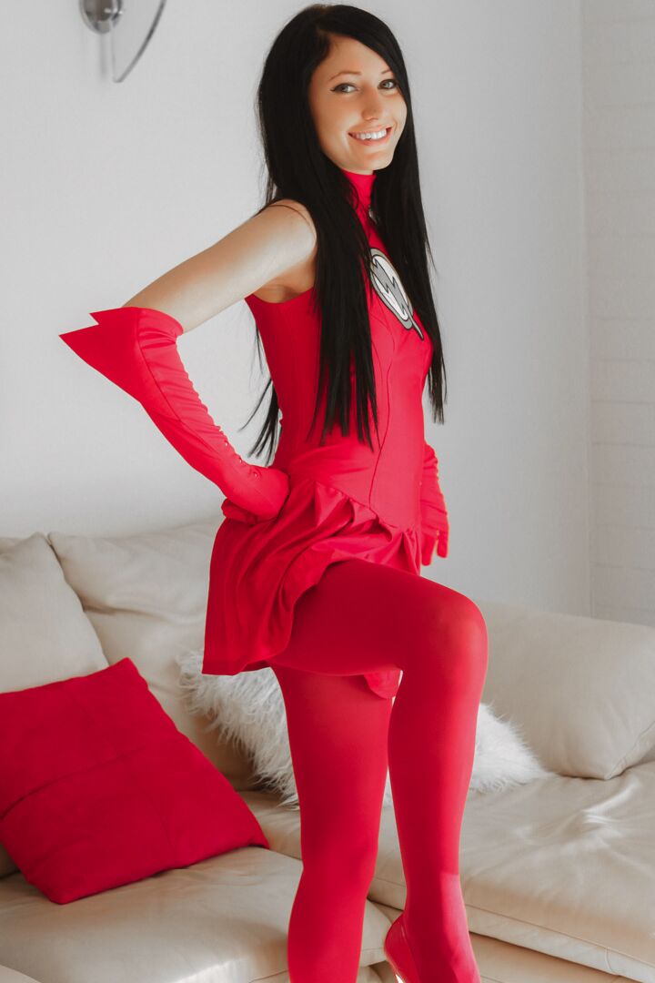 10P Cette année, le modèle Catie Minx me fait jouir en un éclair