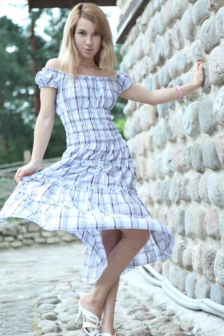 16P Femjoy Leka