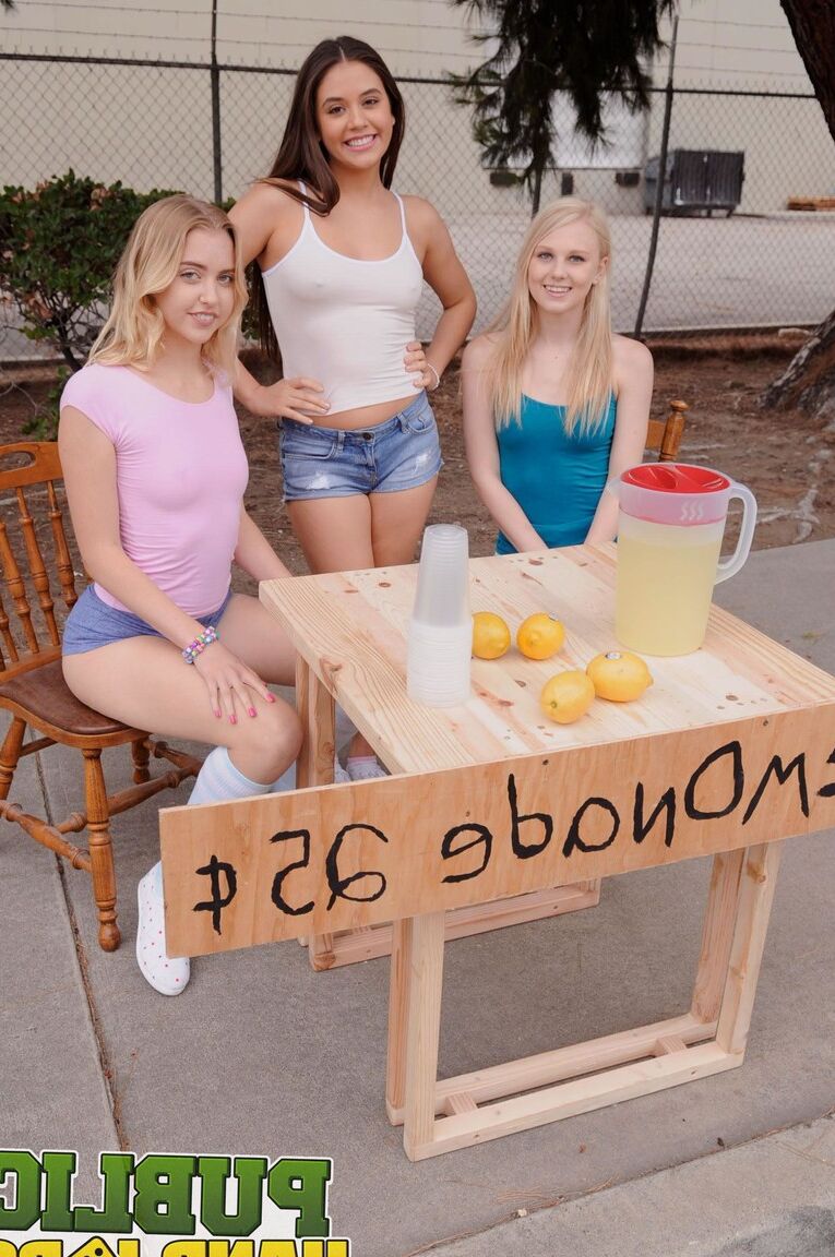 21P Public Handjobs Chloe Cherry, Lily Rader, Lucy Doll