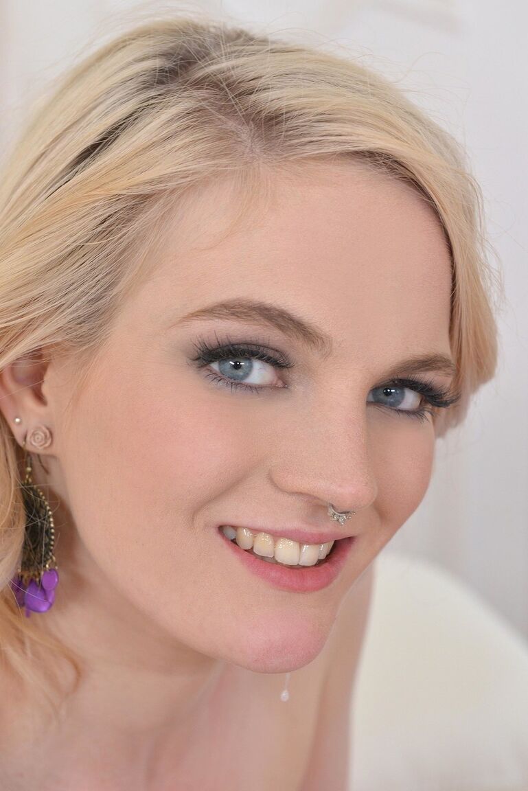21P Porn World Carly Rae, Victoria Summers
