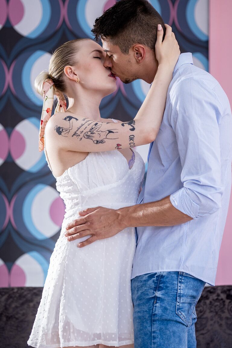 21P Teen Fidelity Tommy Cabrio, Mimi Cica