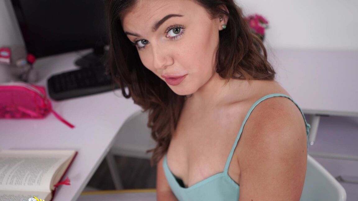 21P Downblouse Jerk Wank Study