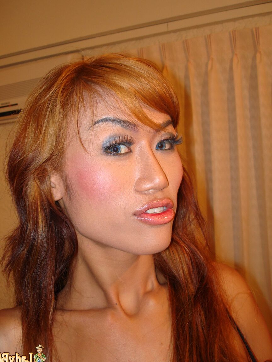 21P Ladyboy Player Pond