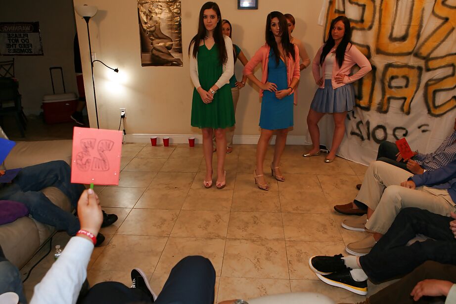 16P Lesbian party with reality beauties kissing and showing their asses