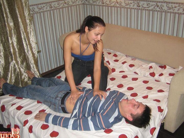 16P Teen amateur seduces a boy on a pull out sofa while sporting a ponytail