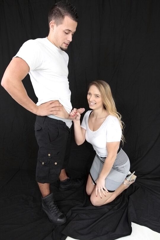 16P Clothed model Layna Landry is swallowing this cock to get cumshot