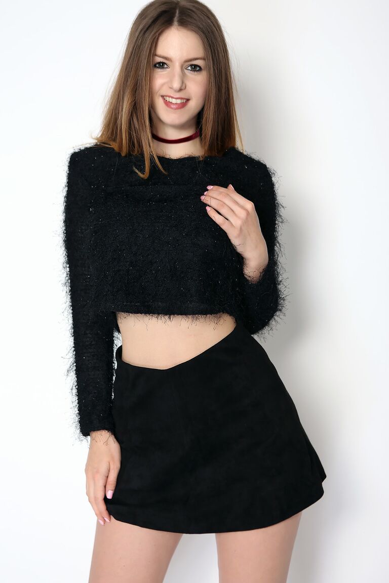 17P Petite adolescente Stella Cox mostra seios naturais