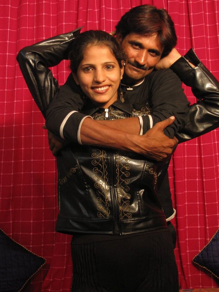 15P Indian Sex Lounge Casal gostoso pronto para foder
