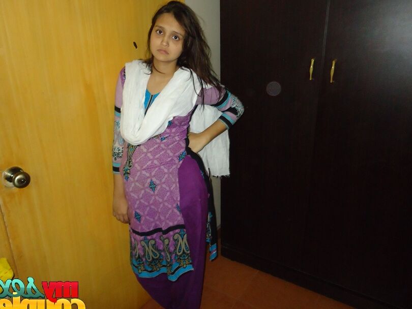 12P Sonia comes out naked from shower captured by sunny