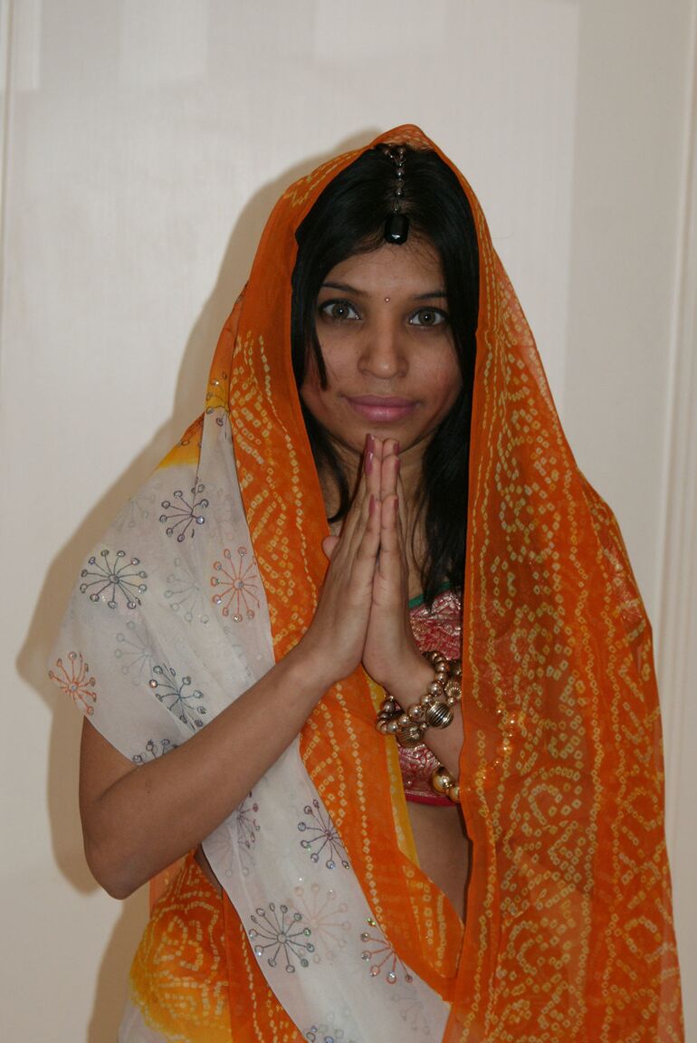 12P Kavya in banarsi sari doing a strip show for her fans