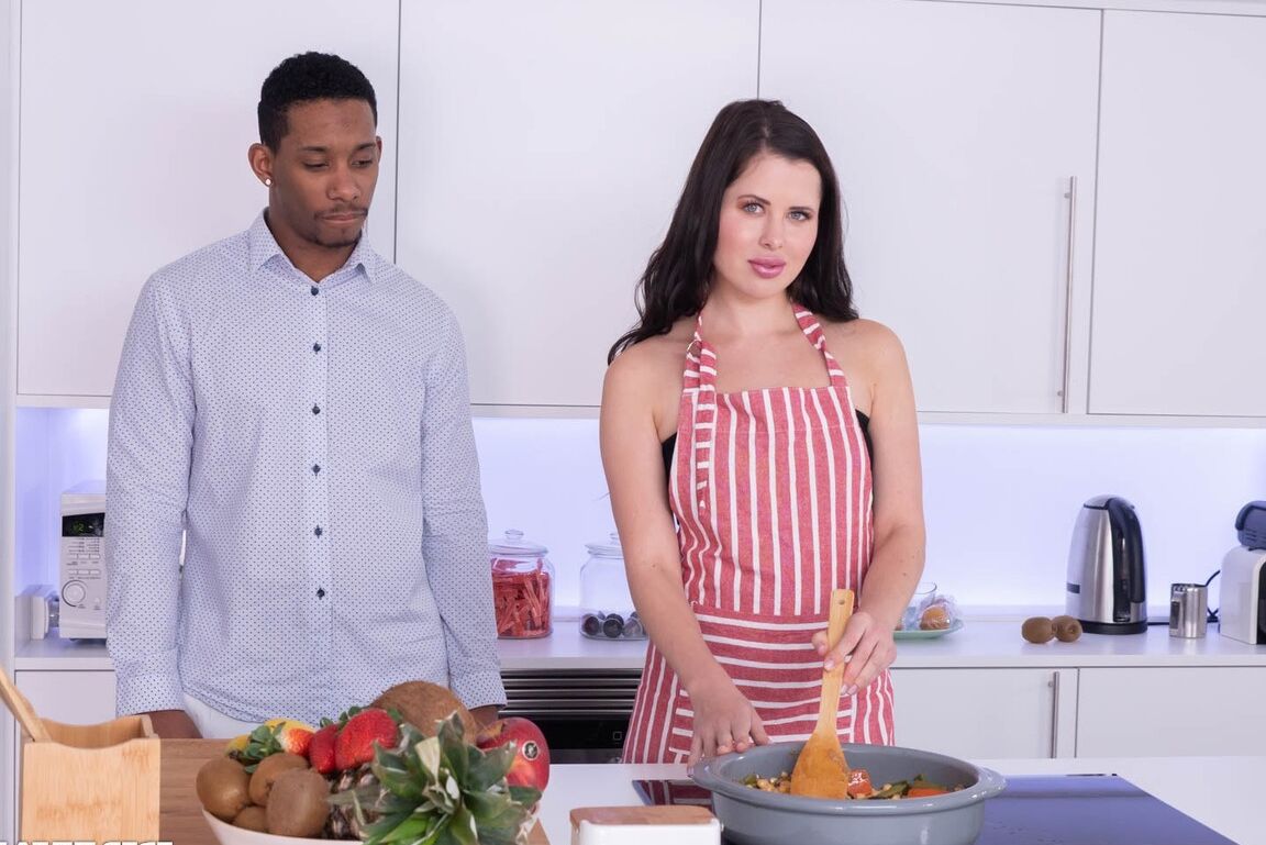 12P Caucasian chick Cassie Fire goes ass to mouth with a BBC after kitchen chores