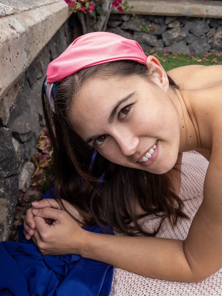 21P Belleza Erótica Nina Esfinge