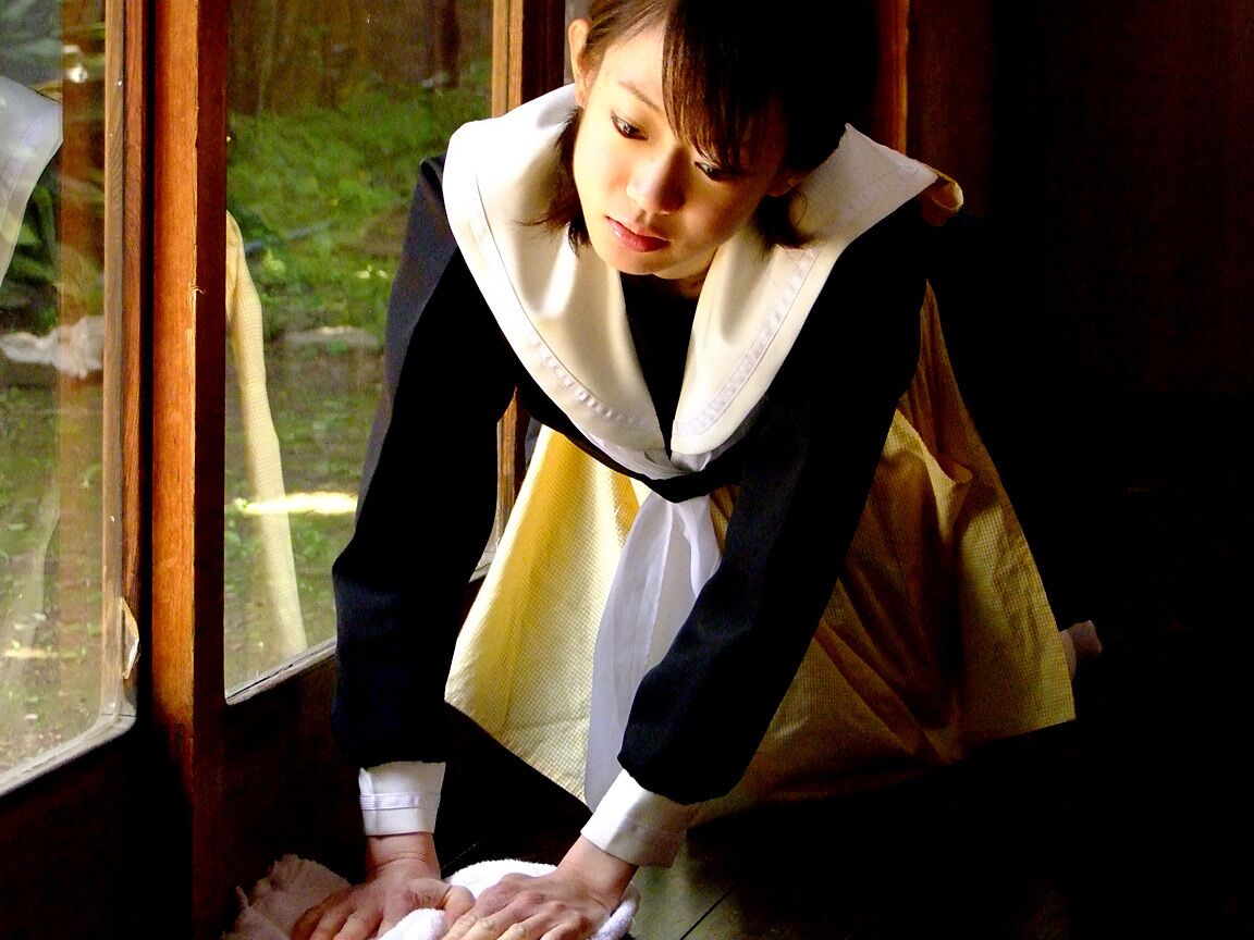 12P A adolescente japonesa inocente Aoba Ito tem sua buceta brutalmente brincada