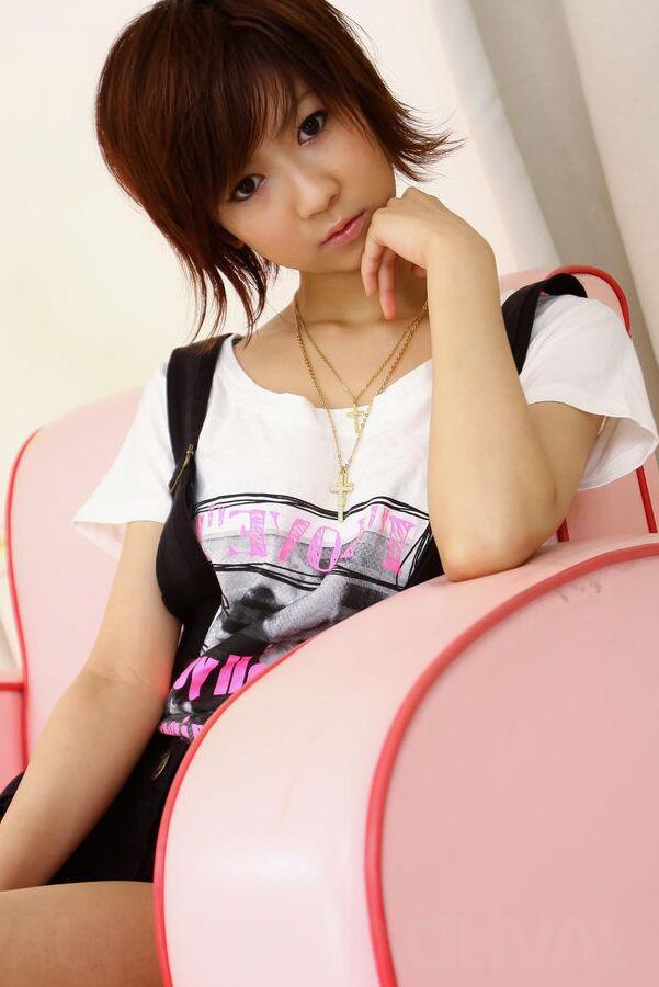 15P Perky Miriya Hazuki in green satin toyed with a vibrator