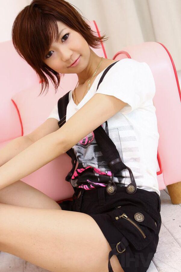 15P Perky Miriya Hazuki in green satin toyed with a vibrator