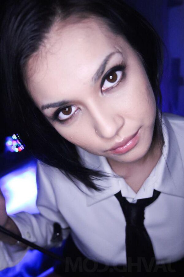15P Maria Ozawa se suja com um brinquedo sexual maluco